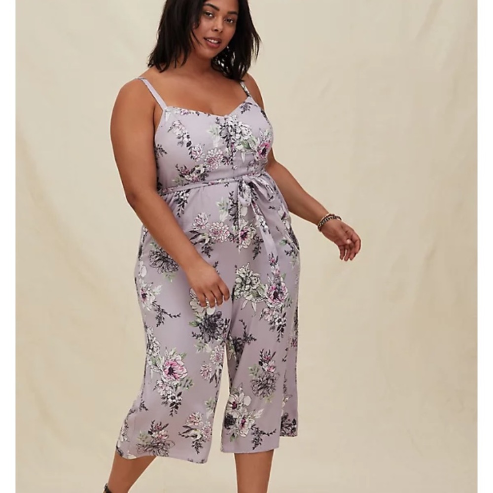 Torrid Lilac floral jumpsuit, plus size 0 (XL)